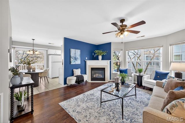 420 Benton Dr G, St Peters, MO 63376