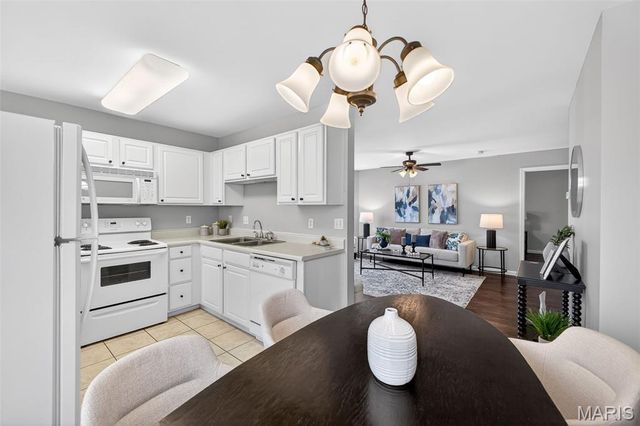 420 Benton Dr G, St Peters, MO 63376