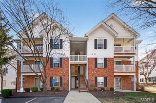 420 Benton Dr G, St Peters, MO 63376