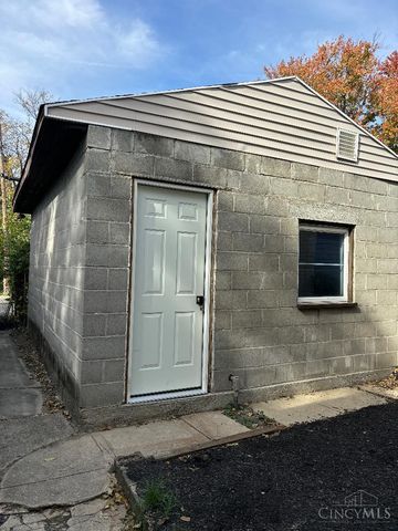 2225 Symmes Street, Cincinnati, OH 45206