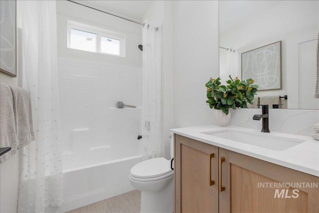 395 E Chevy Dr, Boise, ID 83716