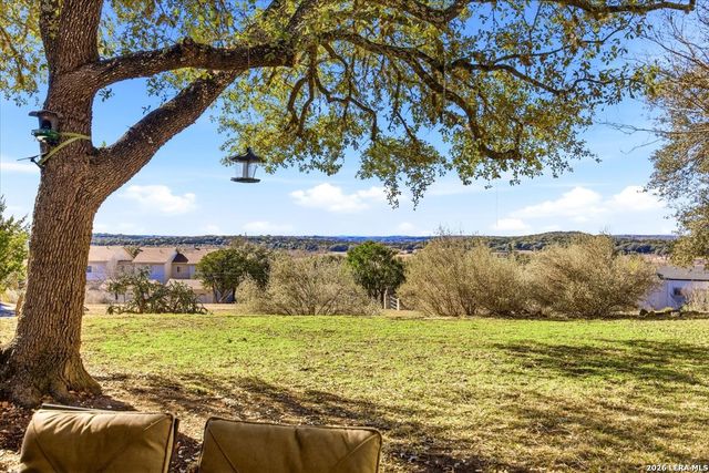 1135 Parkview Dr Apt C18, Canyon Lake, TX 78133