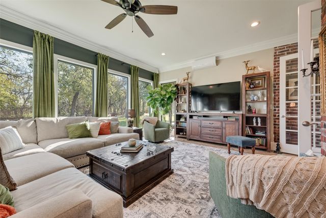 8660 Turnberry Lane, Ovilla, TX 75154