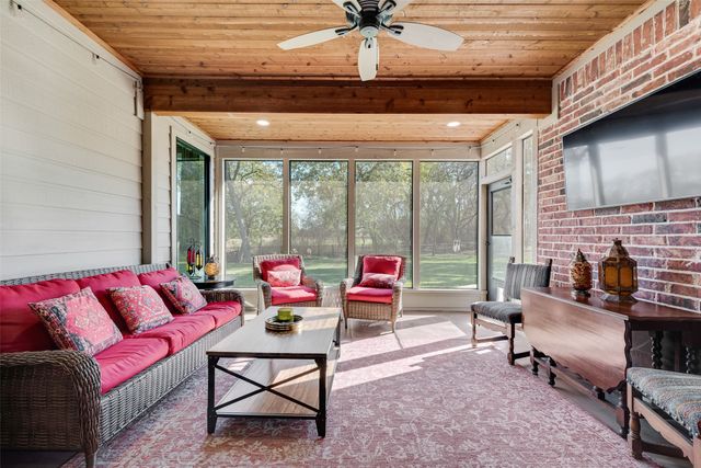 8660 Turnberry Lane, Ovilla, TX 75154