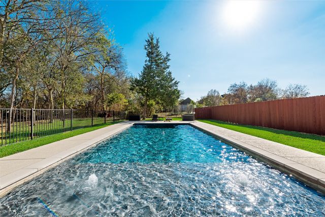 8660 Turnberry Lane, Ovilla, TX 75154