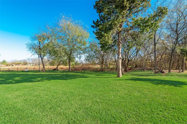 8660 Turnberry Lane, Ovilla, TX 75154