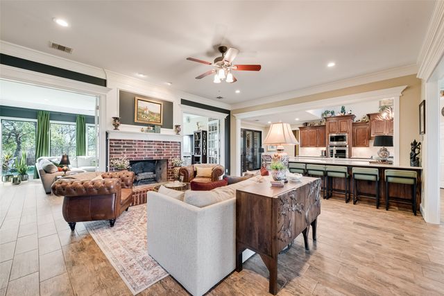 8660 Turnberry Lane, Ovilla, TX 75154