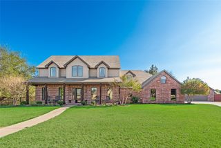 8660 Turnberry Lane, Ovilla, TX 75154