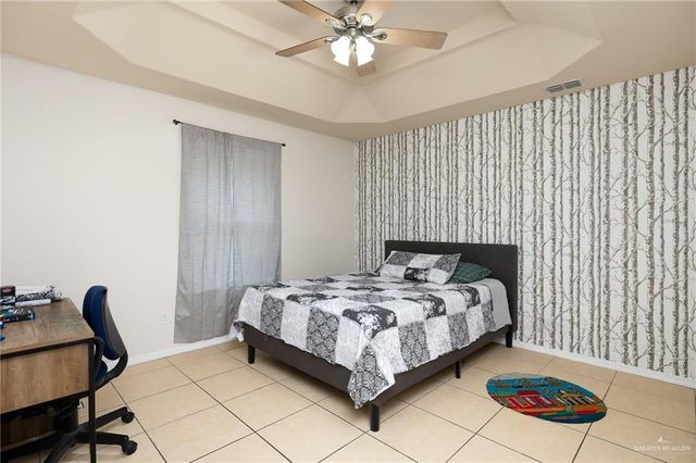 700 E Cheyenne Avenue, Pharr, TX 78577