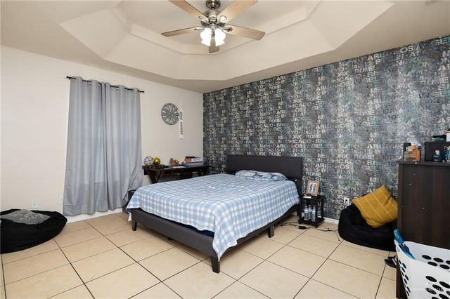 700 E Cheyenne Avenue, Pharr, TX 78577