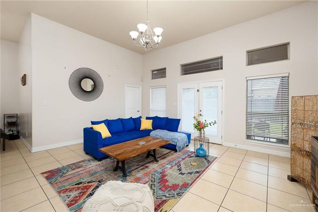 700 E Cheyenne Avenue, Pharr, TX 78577