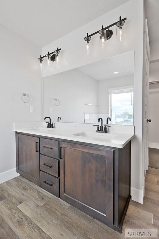 Image 30 of property listing at 2391 Homewood Drive, Ammon, ID 83406