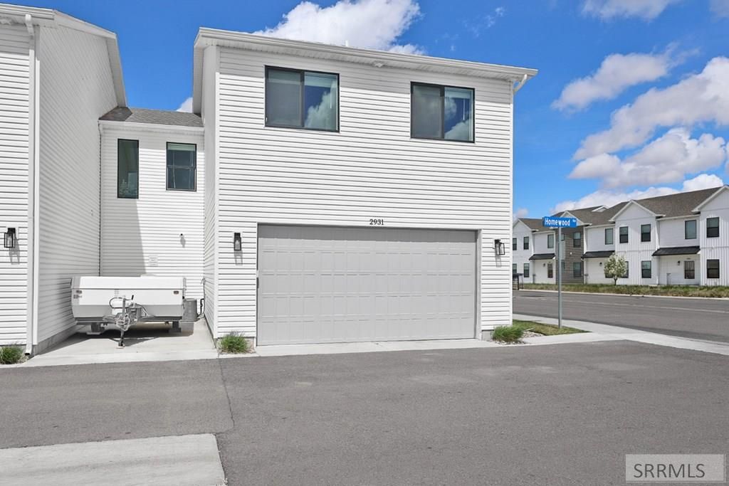 Image 34 of property listing at 2391 Homewood Drive, Ammon, ID 83406