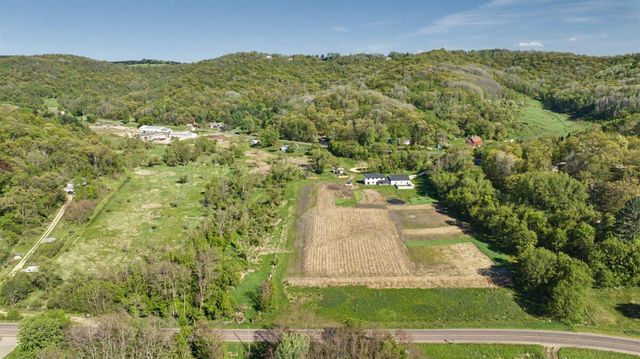 W5778 Koss ROAD, Onalaska, WI 54650