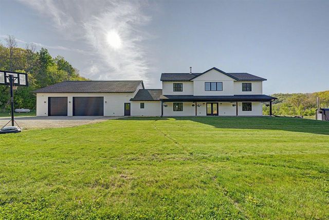 W5778 Koss ROAD, Onalaska, WI 54650