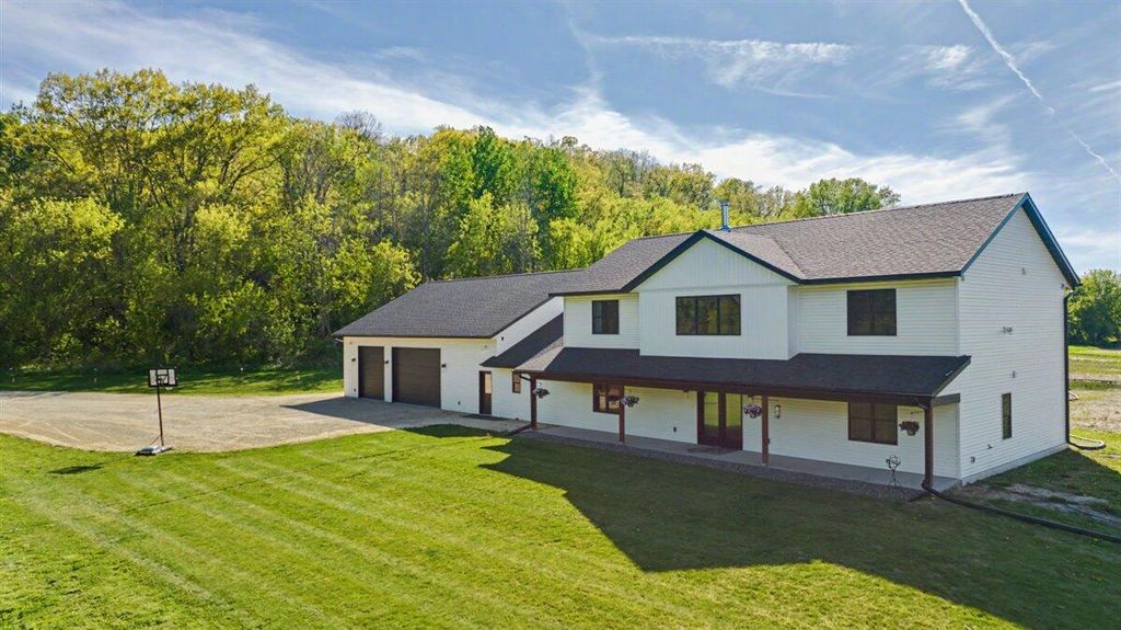 W5778 Koss ROAD, Onalaska, WI 54650