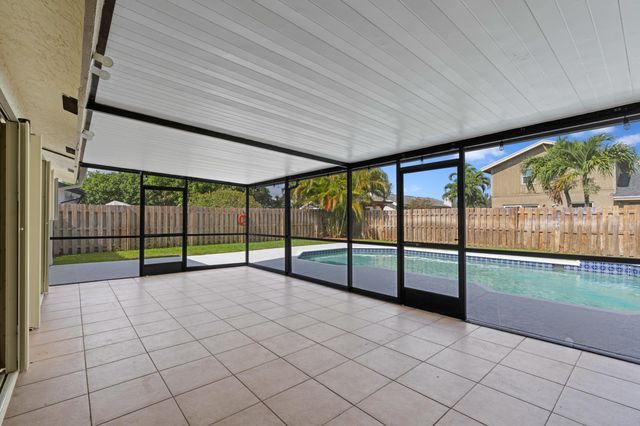 701 NW 48th Avenue, Coconut Creek, FL 33063