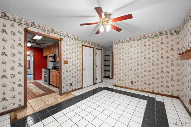 9360 Ashbrook Farm Road, Hillsboro, MO 63050