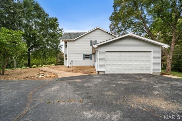 9360 Ashbrook Farm Road, Hillsboro, MO 63050