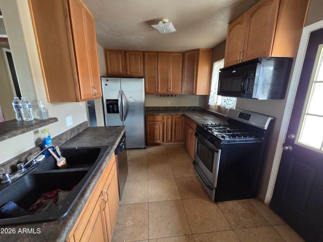 101 E Monte Way, Phoenix, AZ 85042