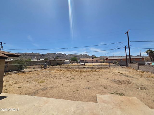 101 E Monte Way, Phoenix, AZ 85042