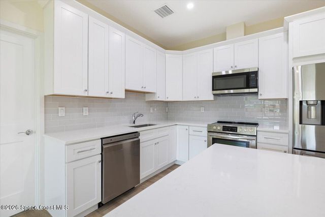 2376 28th Avenue SW, Vero Beach, FL 32968