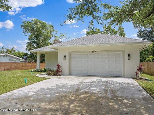 2376 28th Avenue SW, Vero Beach, FL 32968