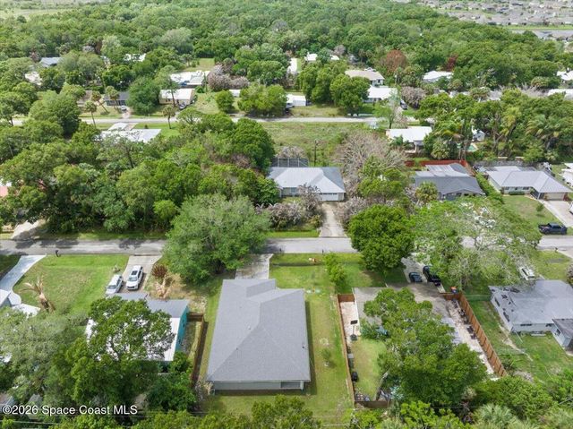 2376 28th Avenue SW, Vero Beach, FL 32968