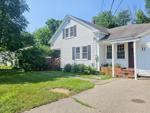 11 Nash Parkway, Somersworth, NH 03878