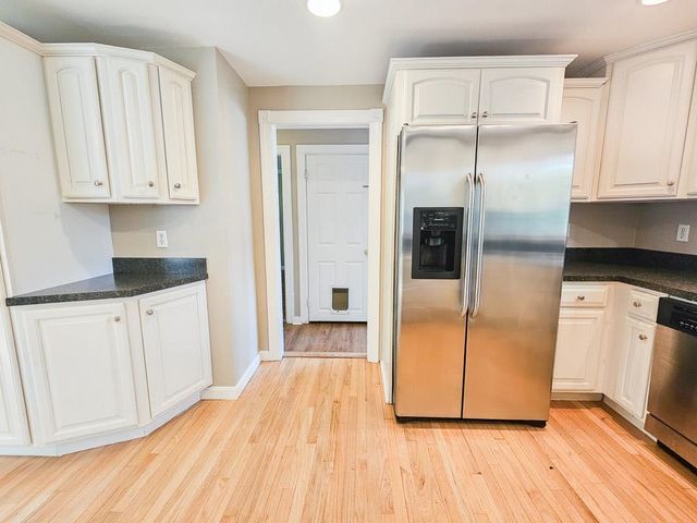 11 Nash Parkway, Somersworth, NH 03878