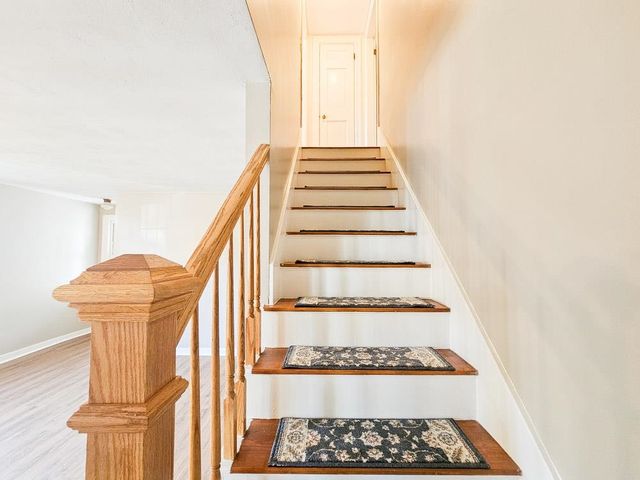 11 Nash Parkway, Somersworth, NH 03878
