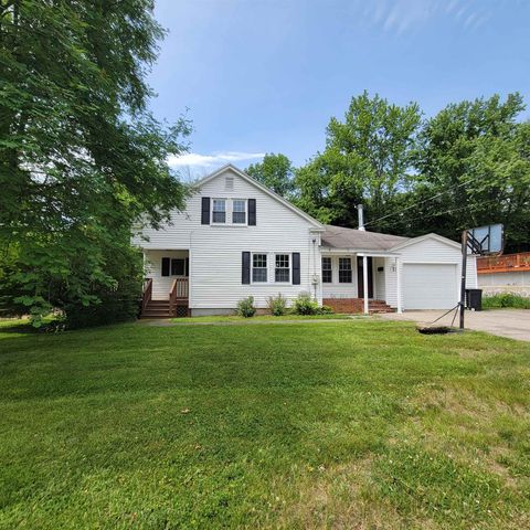 11 Nash Parkway, Somersworth, NH 03878