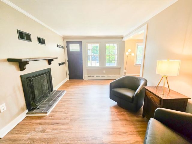 11 Nash Parkway, Somersworth, NH 03878