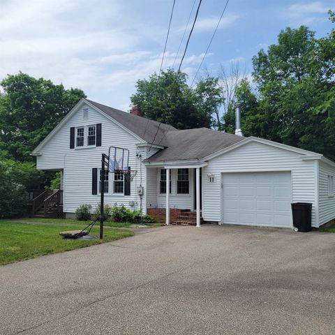 11 Nash Parkway, Somersworth, NH 03878