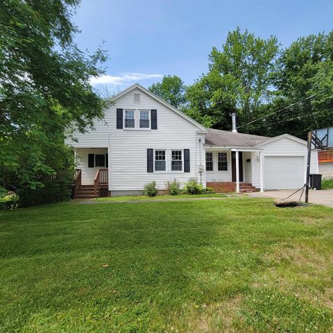 11 Nash Parkway, Somersworth, NH 03878