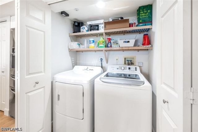 6849 Grenadier BLVD 503, Naples, FL 34108