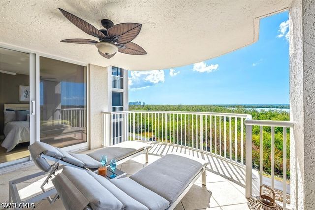 6849 Grenadier BLVD 503, Naples, FL 34108