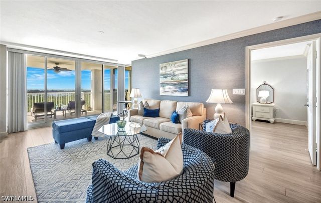 6849 Grenadier BLVD 503, Naples, FL 34108