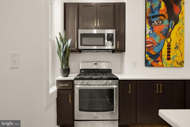 1817 8TH ST NW, Washington, DC 20001