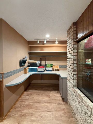 1020 Bertram Drive 17-1, Freeport, IL 61032