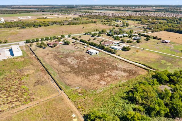 712 E Cook Street, Josephine, TX 75189