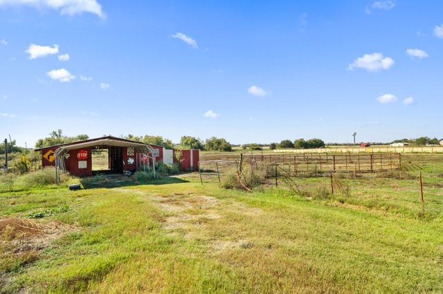 712 E Cook Street, Josephine, TX 75189
