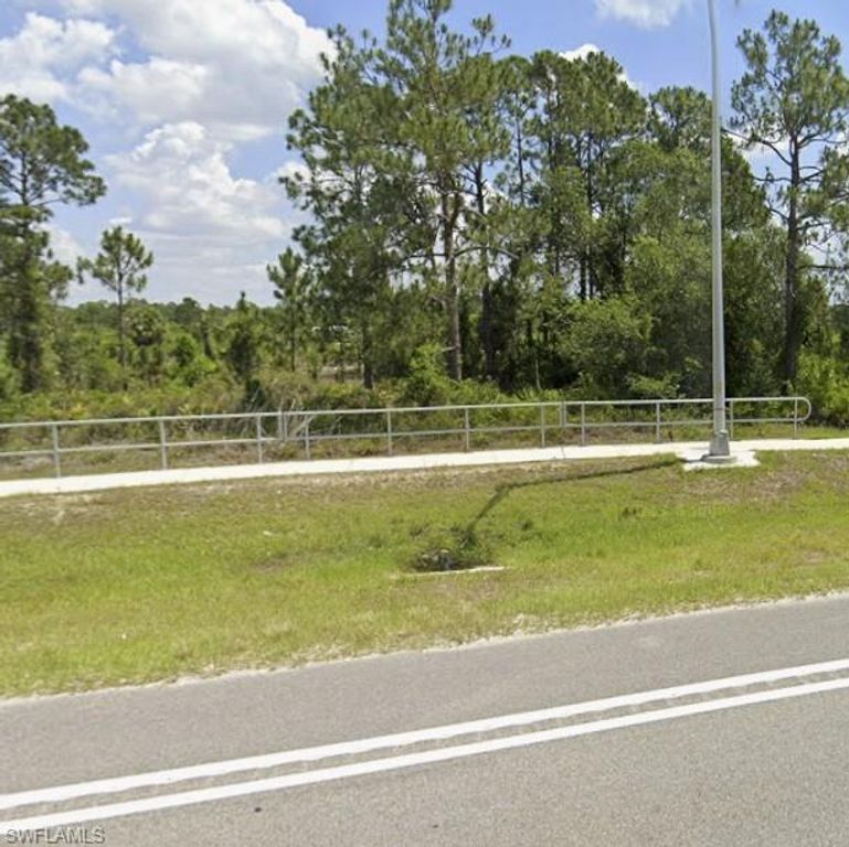 3392 Meadow RD, LEHIGH ACRES, FL 33974 — photo 4