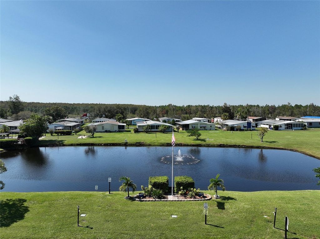 Image 26 of property listing at 2519 INDEPENDENCE LN, St Cloud, FL 34772