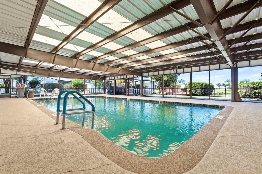 Image 33 of property listing at 2519 INDEPENDENCE LN, St Cloud, FL 34772