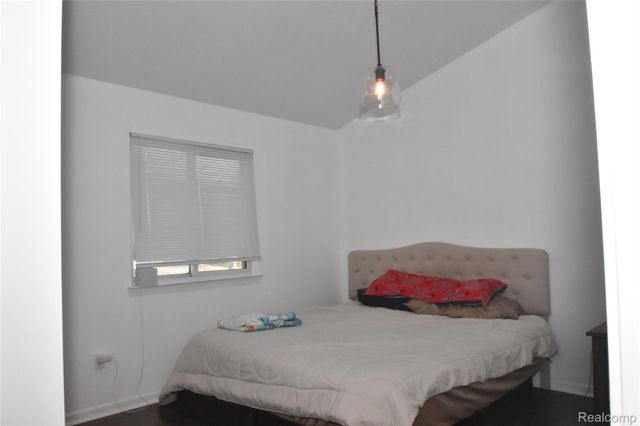 23436 Mahoney Court 182, Brownstown Charter Township, MI 48183