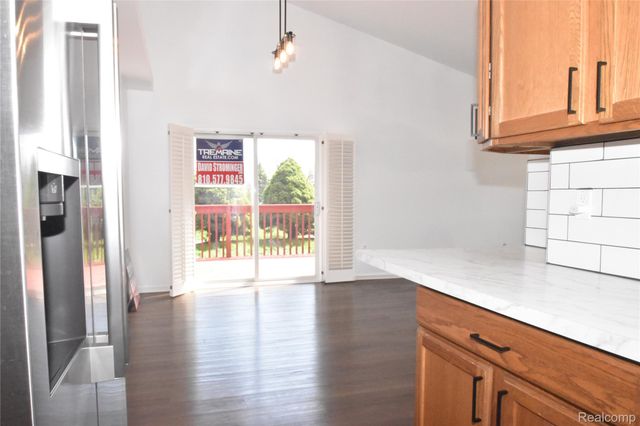 23436 Mahoney Court 182, Brownstown Charter Township, MI 48183