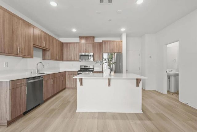 348 SWEET PLACE, Fallbrook, CA 92028