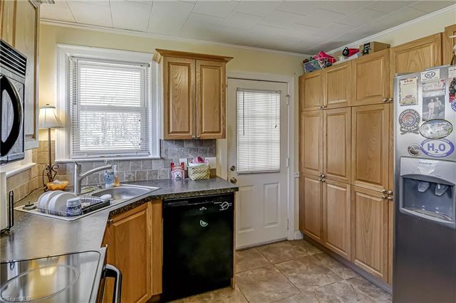 3330 Fraternity Church Road, Winston-salem, NC 27127