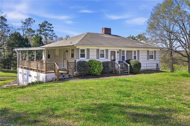 3330 Fraternity Church Road, Winston-salem, NC 27127